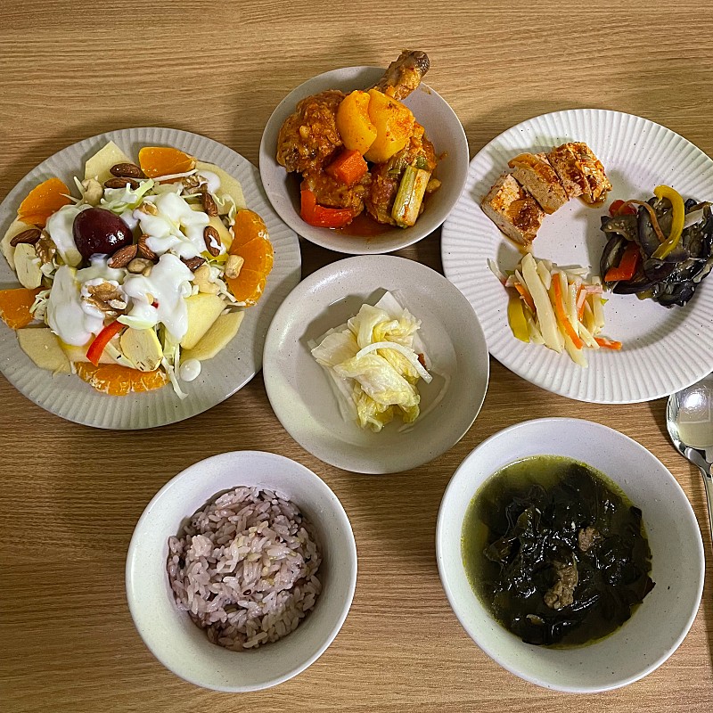 1970212409_cYAQLPsD_61a8df79d15db914ed47c6ff5d61d5dcb7d2ef46.jpeg 이미지크게보기