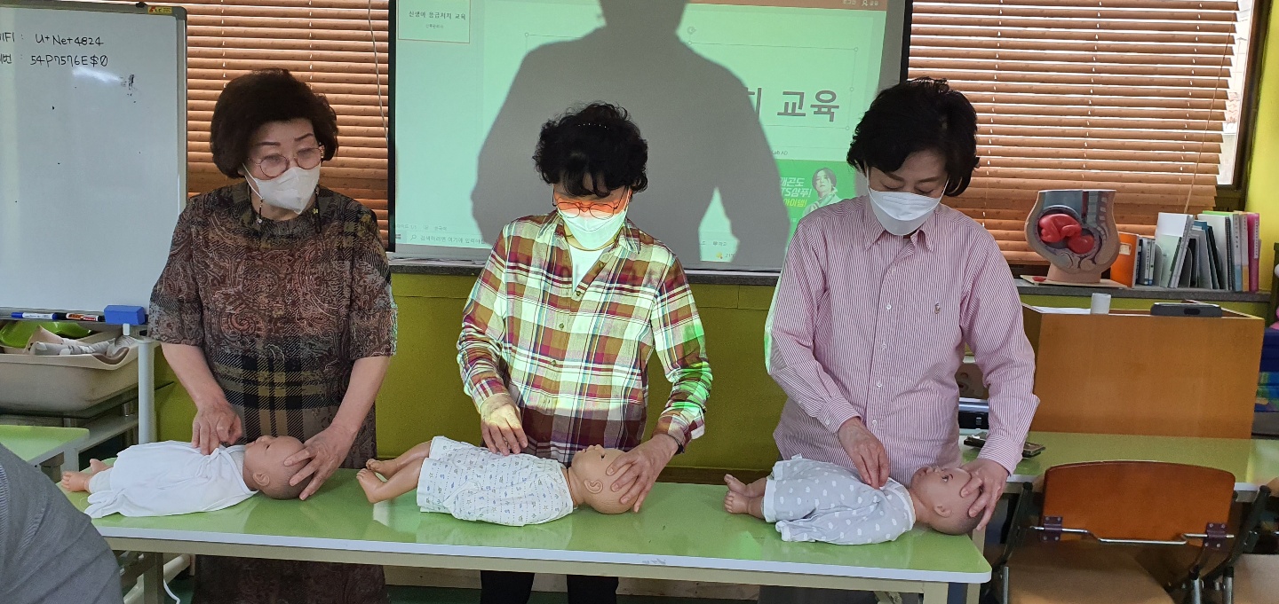 1970212409_a8I4CxYH_7b79f2c62d15126223f4d93238437e4a87ea6a09.jpg 이미지크게보기